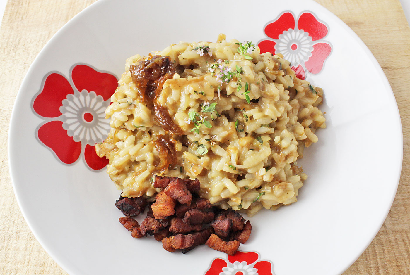 Risotto med karameliserede løg og timian