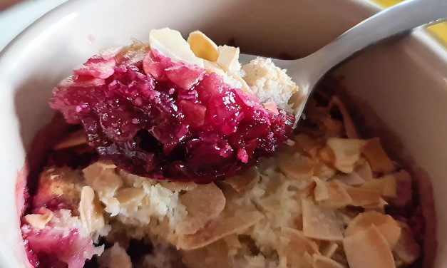 Rabarbercrumble – portionsanrettet